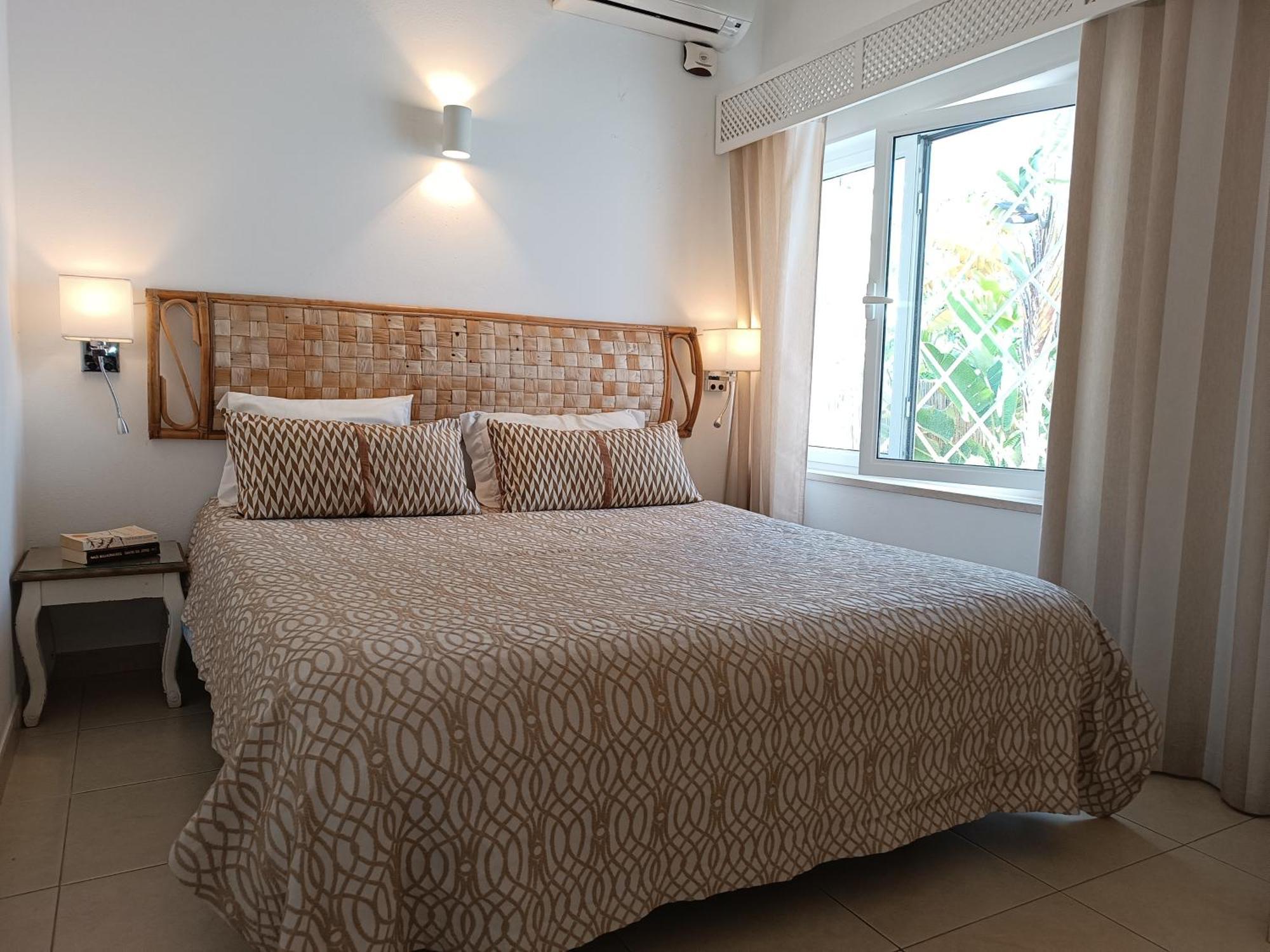 Villa 81 Amazing Villa In A Fantastic Location On Oura Beach Albufeira Eksteriør billede